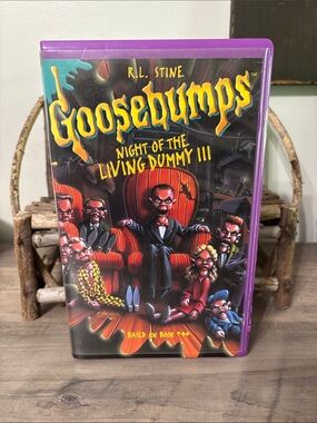 Goosebumps Night of the Living Dummy III VHS 1997 Purple Clamshell R.L. Stine